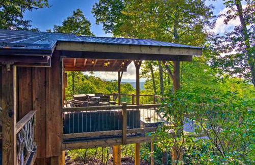 Couples Treehouse Retreat with Hot Tub and Views - Foto 26