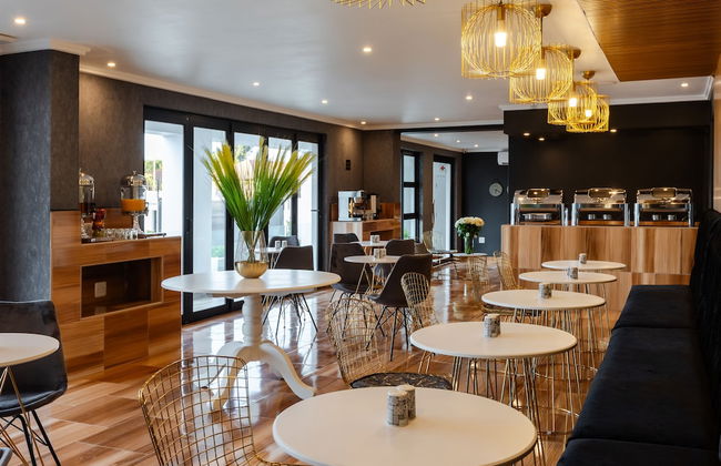 Bedfordview Hotel & Apartments - Photo 23