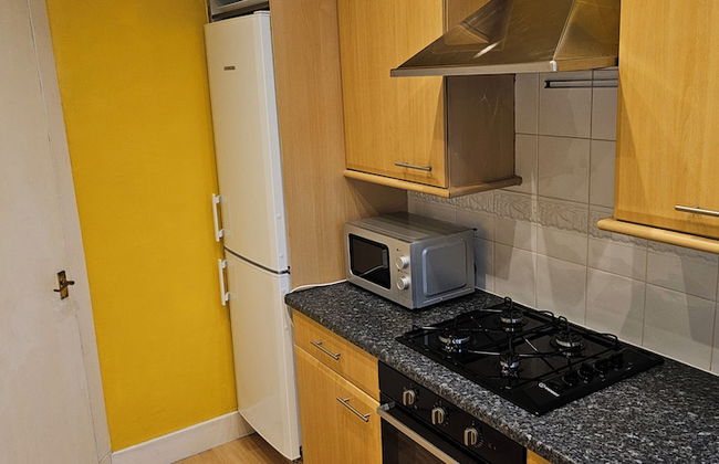 Snug - Macushla Apartment - Photo 14