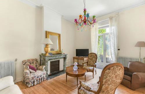 Les Bellevue Cité "3 Apartments, 1 with Garden & Private Parking, Aircon, WiFi, Free Public Car Park, 1 km from Cité" - Foto 3