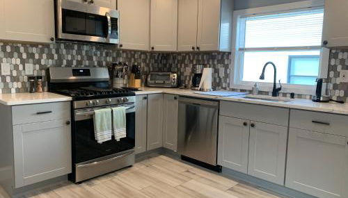 Newly renovated 4 bedroom apartment near downtown. - Foto 2