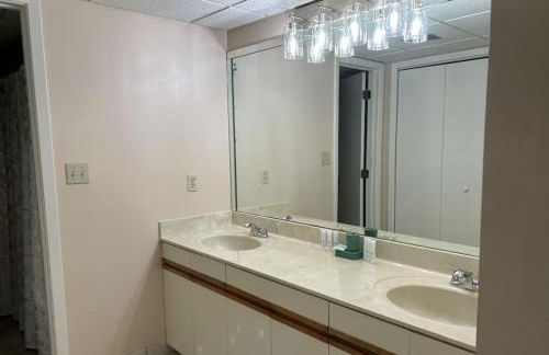 Oh Buoy! Catch the Breeze at This Beachfront Escape! Sleeps 8! - Foto 6