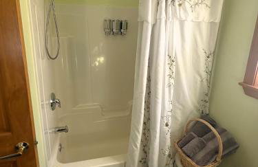 Private 5-Acre Escape - Pool, Lake & Gardens - Foto 36