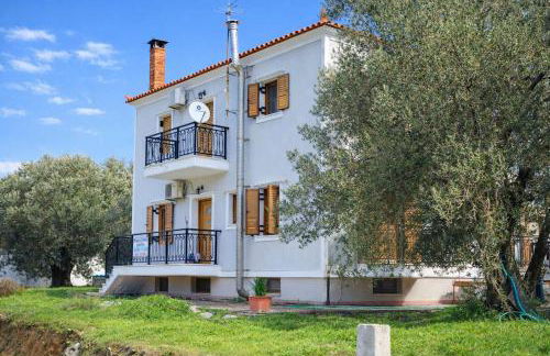 Mountain Voyage Residences - Serene Lesvos Retreats - Photo 4