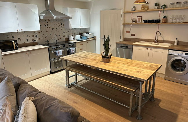 Cotswolds Large 4 Bed House Parking-Wifi - Foto 25