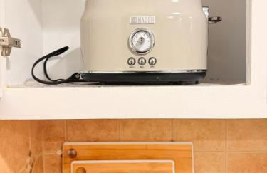 Spacious 4BR House Sleeps 9 Outdoor Lounge with Fire Pit plus Games - Foto 26