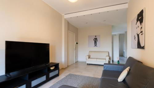 Trani with view - roomy apartment with balconies - Foto 3