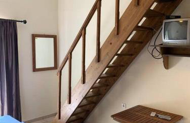 Despina Studios 4 beds with loft and kitchenette # 8 - Foto 13