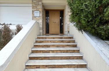 Hector Apartment Airport by Airstay - Photo 30