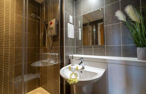 Mackie Residence - SJA Stays - 3 Bed Apartment with parking - Foto 41