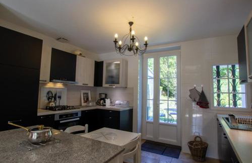 Maison avec Piscine Privée et Wifi en Dordogne - FR-1-616-501 - Foto 2