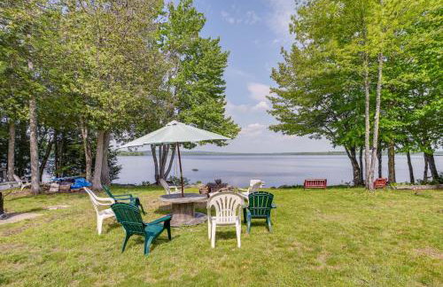 Peaceful Lakefront Cabin Getaway Dock, Fire Pit! - Foto 22