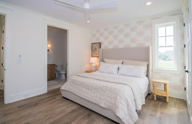 Stunning 4BR Vacation Rental With Private Pool, Spa, & Resort Club Cards - Photo 2