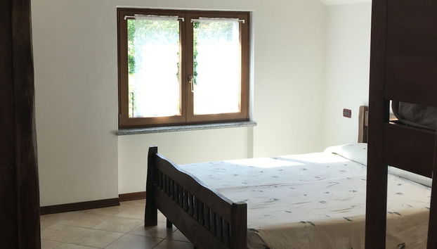 Scenic Holiday Home in Ledro near Spiggia Besta Lido - Foto 2, Habitación