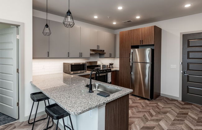 Yugo Guest Suites - Foto 18