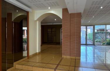 Toulouse Marengo-Gare Matabiau - Médiathèque-Allées Jean Jaurès proche ligne B Parking privé sécurisé gratuitprivé - Foto 25