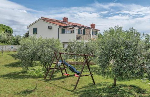 Four-Bedroom Holiday Home With Sea View In Krnica - Foto 13