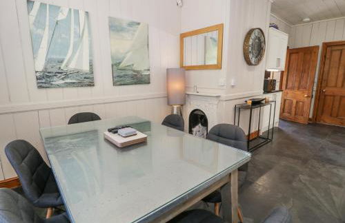 Bwthyn y Coediwr The Woodcutters Cottage - Foto 11