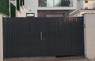 Excelente piso con aparcamiento privado - Foto 13