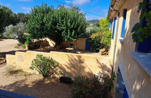Mas des Lavandes - 3 gîtes de charme au calme avec grande piscine en Drôme-Provençale - Foto 29