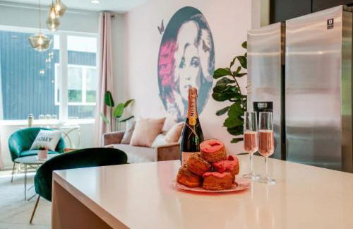 King & Queen 2 Homes - 24 Beds City Views - Foto 12