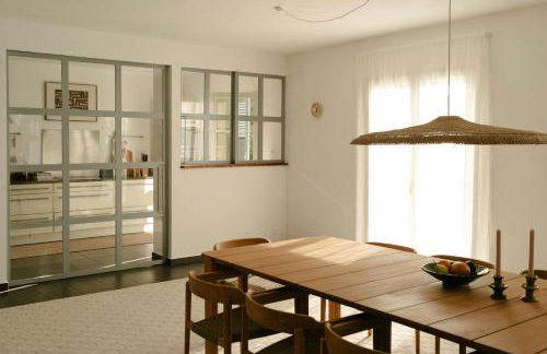 Designer House With Pool View In Saint Montan - Foto 5