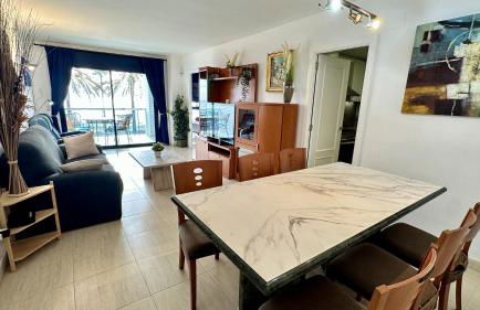 Calafell en primera linea de mar con piscina - Foto 11