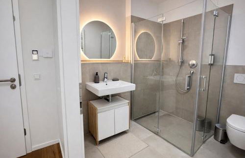 Homely! Design Studio Airport, Fair, Balcony, City! - Foto 8