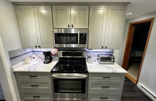 Lakefront Home w/Brilliant Views - Foto 35