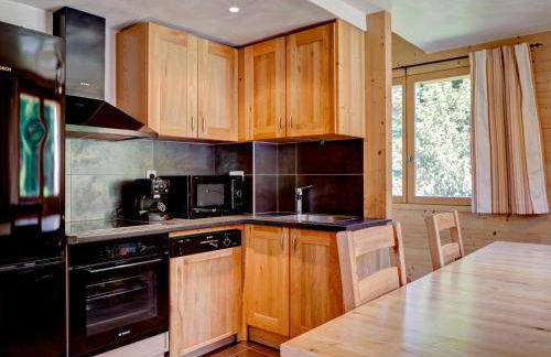 Chalet 3 chambres rénové, centre Courchevel, idéal pour 6 personnes - FR-1-514-25 - Photo 10