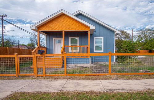 Downtown Dream Home Spacious 4br/2ba Sleeps 12! - Foto 48