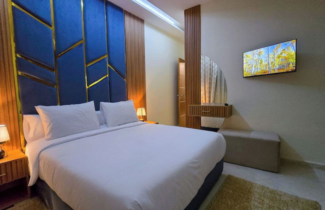 Elite Holiday Homes - Luxury & Centric Flat - Photo 26