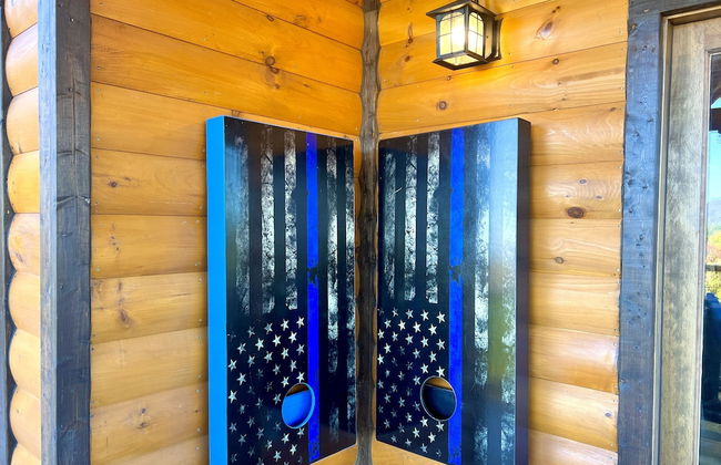 Lazy Bear Lodge 5 Bedroom Cabin by RedAwning - Photo 69