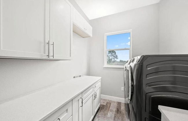 Stunning Luxury Mediterranean-style Private Oasis! - Foto 14