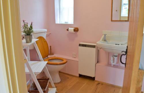 Three Ash Cottage - Photo 12