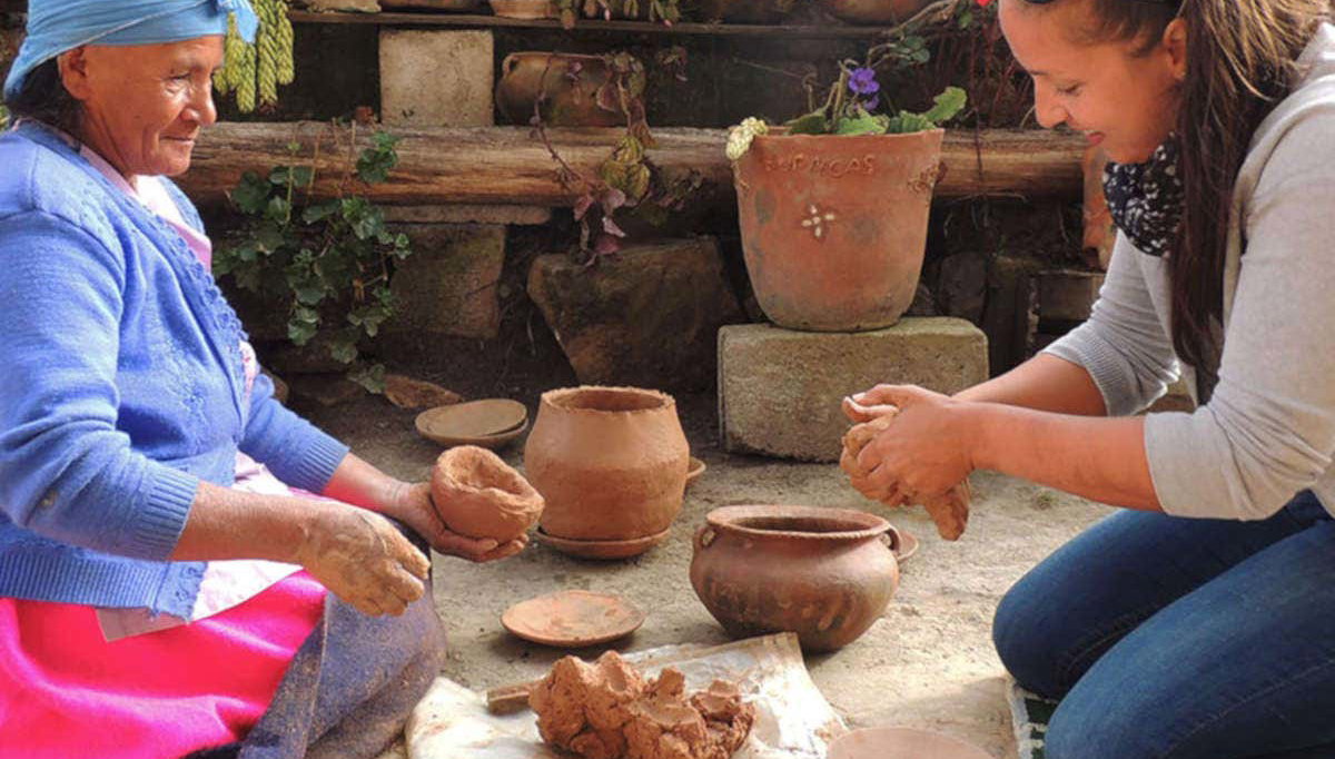 Excursão privada saindo de Chachapoyas - Foto 2, Aprendendo a trabalhar a cerâmica