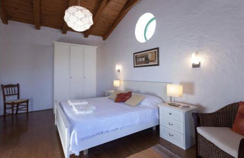 Spacious villa with 10x5m pool, aircon. Rural retreat, stunning views. - Foto 28