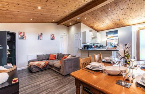 Cosy Countryside Hot Tub Retreat! Fully Central Heated with FREE Parking - Foto 5