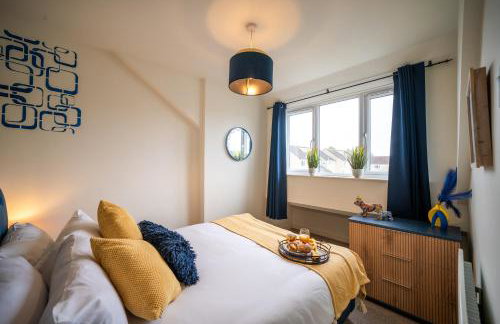 Cotswolds, Beautiful 5 bed 3 bath house, lovely garden, free parking - Foto 4