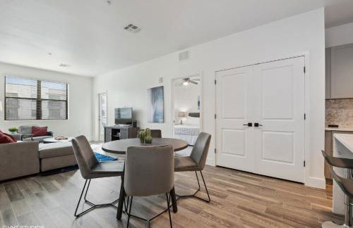 PURE SUITES 2 BED DOWNTOWN PHOENIX POOL GYM - Foto 28