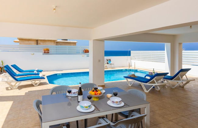 Villa Serena in Pomos - Foto 32