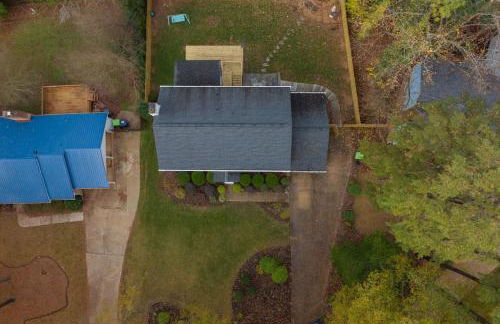 Fire pit - 6 Min to North Hills - Screened Porch - Foto 53