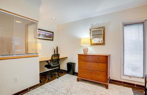 The White Elephant Inn Getaway with Pool and Hot Tub! - Foto 26