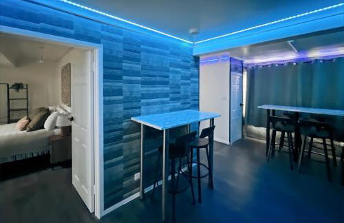 Family Holiday Home With Hot Tub & Sauna Sleeps 8 - Foto 8