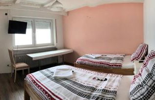 Die Werkstatt - Foto 81