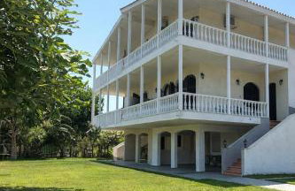 Sapphire Apartment , Beachfront Family Apartment for 4 with Private Garden, 1-Minute Walk to the Beach - Foto 38