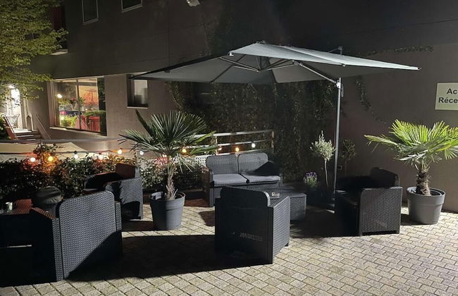 Standing Hôtel Suites by Actisource - Photo 40