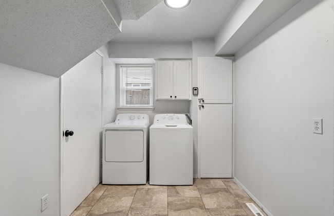 Spacious Retreat 8 Bedroom River - Photo 32