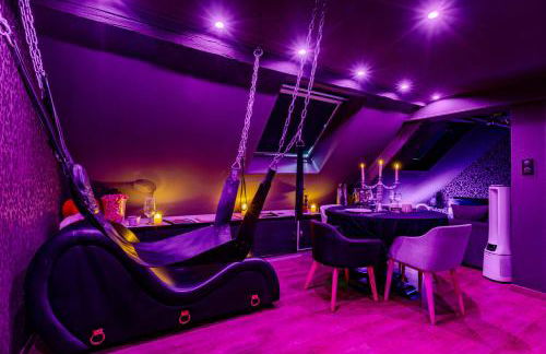 Love Room Escale du Desir - Balançoire d'amour, Croix de Saint André, Menottes et Fauteuil Tantra - love-room-alsace-67 - Foto 8