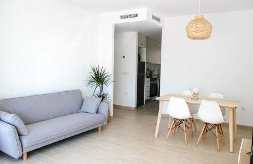 APARTAMENTOS MAITE - Photo 2